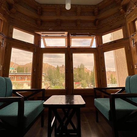 Hotel New Glacier View Лех Екстериор снимка