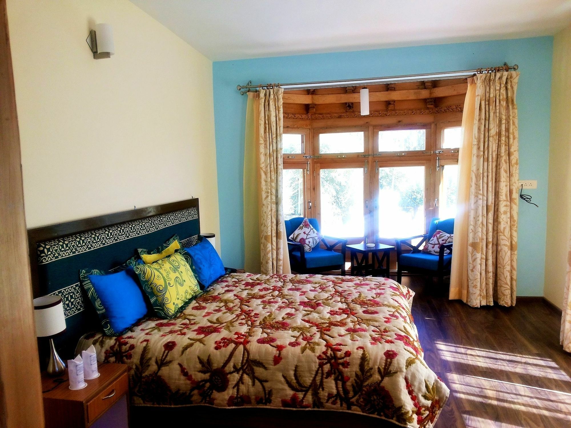 Hotel New Glacier View Лех Екстериор снимка
